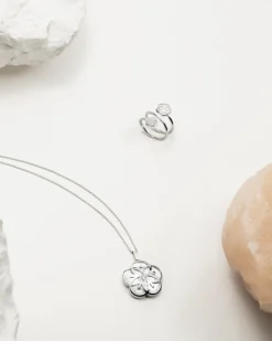 Collier, 18 K Weißgold, Diamanten, Perlmutt