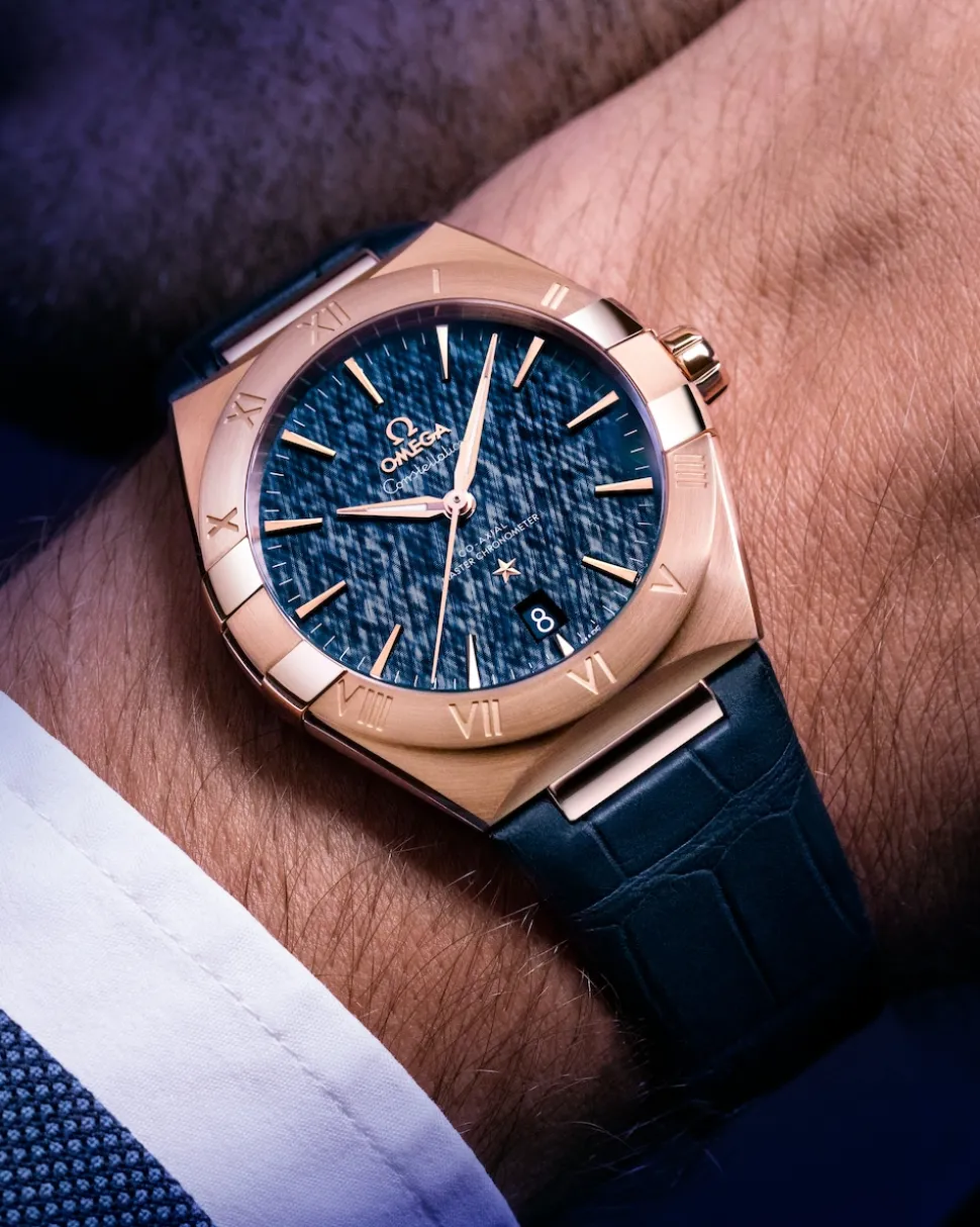 39 mm, Sedna™‑Gold mit Lederarmband