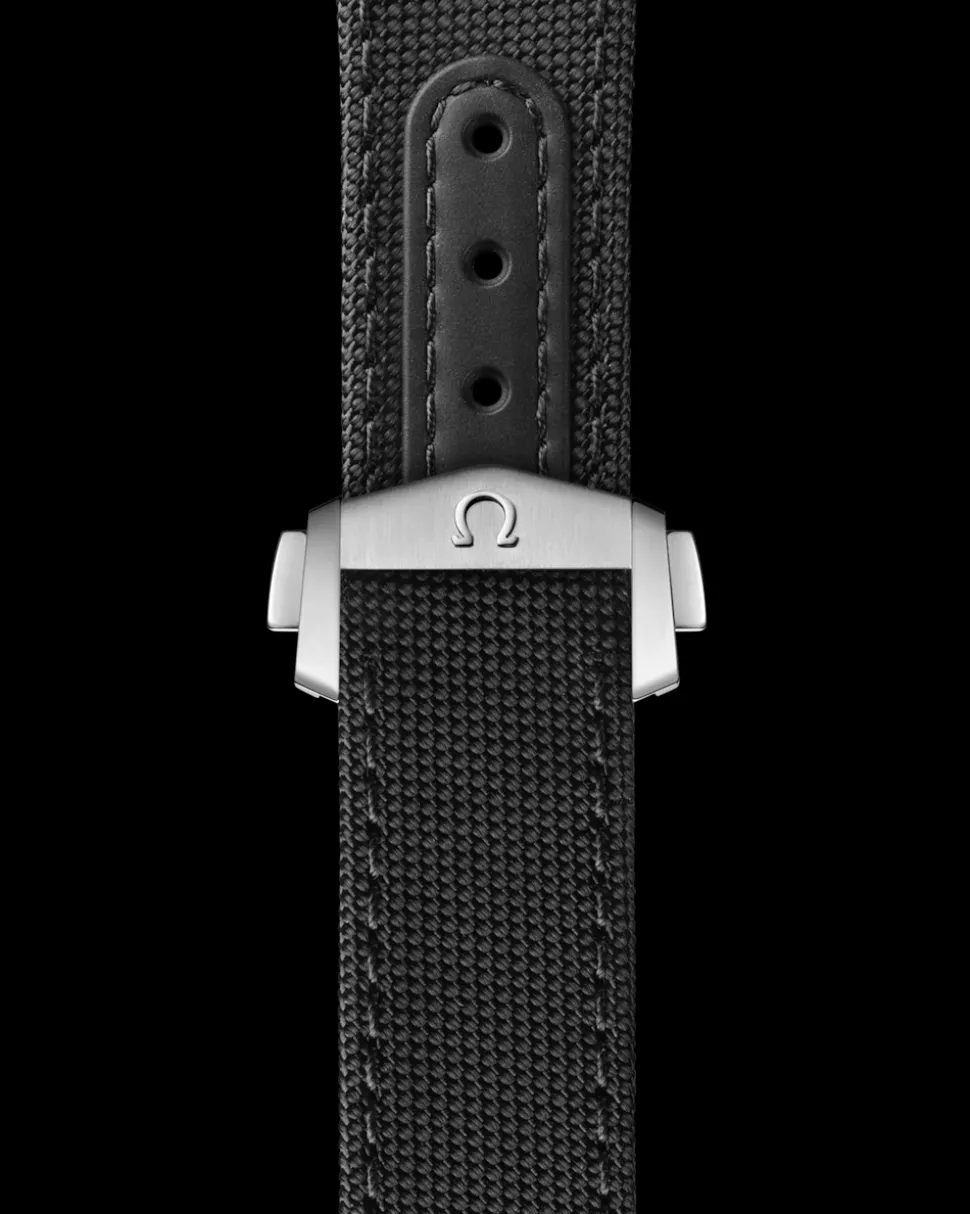 42 mm, Stahl mit Beschichtetem Nylonarmband