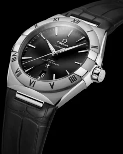 39 mm, Stahl mit Lederarmband