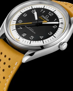 39,5 mm, Stahl mit Lederarmband
