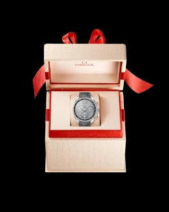 38 mm, Stahl mit Lederarmband