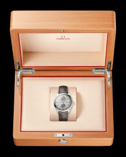 40 mm, Stahl mit Lederarmband