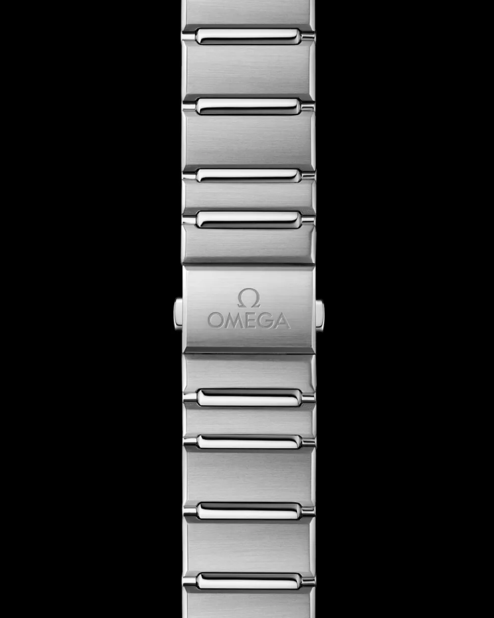 39 mm, Stahl mit Stahlarmband