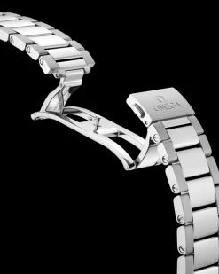 38 mm, Stahl mit Stahlarmband