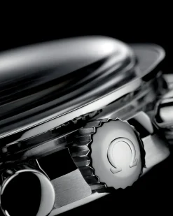 42 mm, Stahl mit Stahlarmband