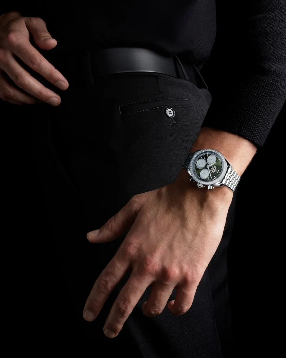 38 mm, Stahl mit Stahlarmband