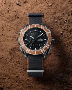 45 mm, Titan mit Titanband