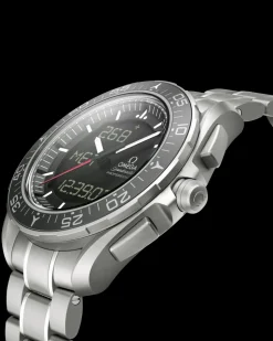 45 mm, Titan mit Titanband