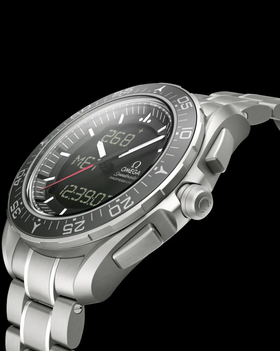 45 mm, Titan mit Titanband
